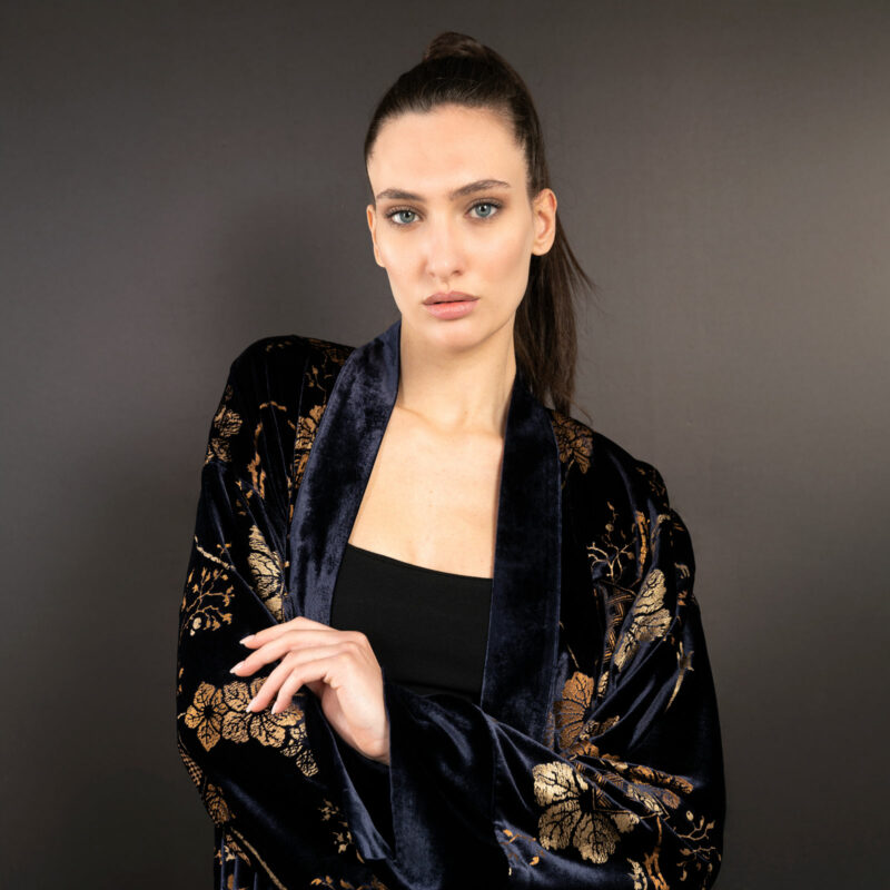 Audrey | 印花天鹅绒长和服外套 | Riassunto 深蓝色 - 图片 3