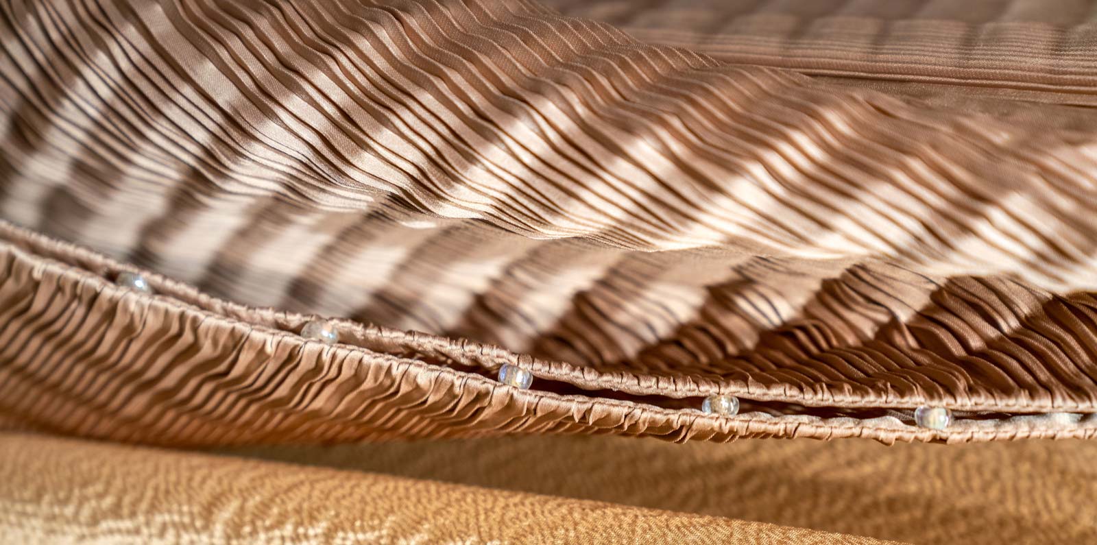 delphos-dress-plisse-details